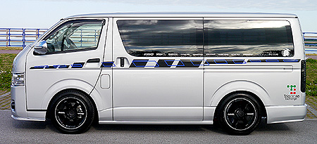 200系ハイエースWIDEBODY