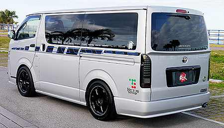 200系ハイエースWIDEBODY