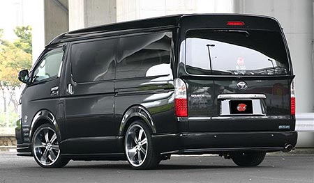 200系ハイエースWIDEBODY