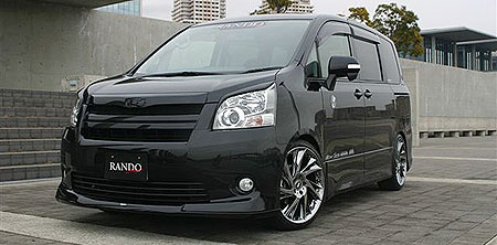 ZRR70/75W Noah Si・S