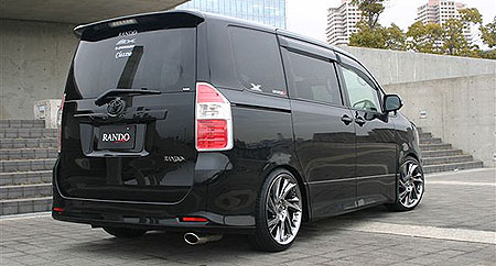 ZRR70W Noah Si・S（エアロ）グレード車用
