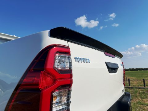 GUN125 HILUX GR SPORT