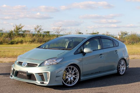 ZVW30 PRIUS(後期)