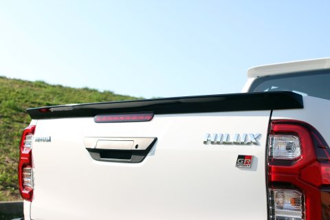 GUN125 HILUX GR SPORT