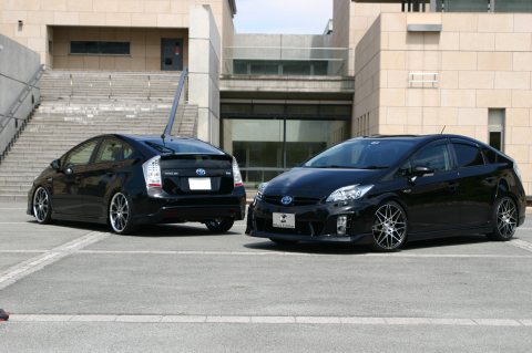 ZVW30 PRIUS【前期】