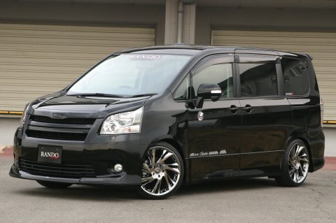 ZRR70/75W Noah Si・S