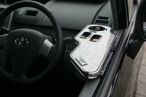 ZRR70W Noah Si・S（エアロ）グレード車用